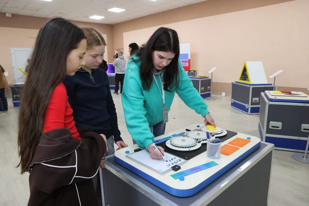 Мандрівний музей математики «Кубоїд» Ірпінь