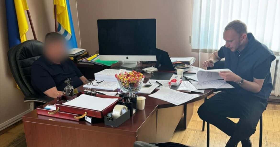 Міський голова на Обухівщині привласнив землі на 75 мільйонів і розтратив понад мільйон з бюджету громади