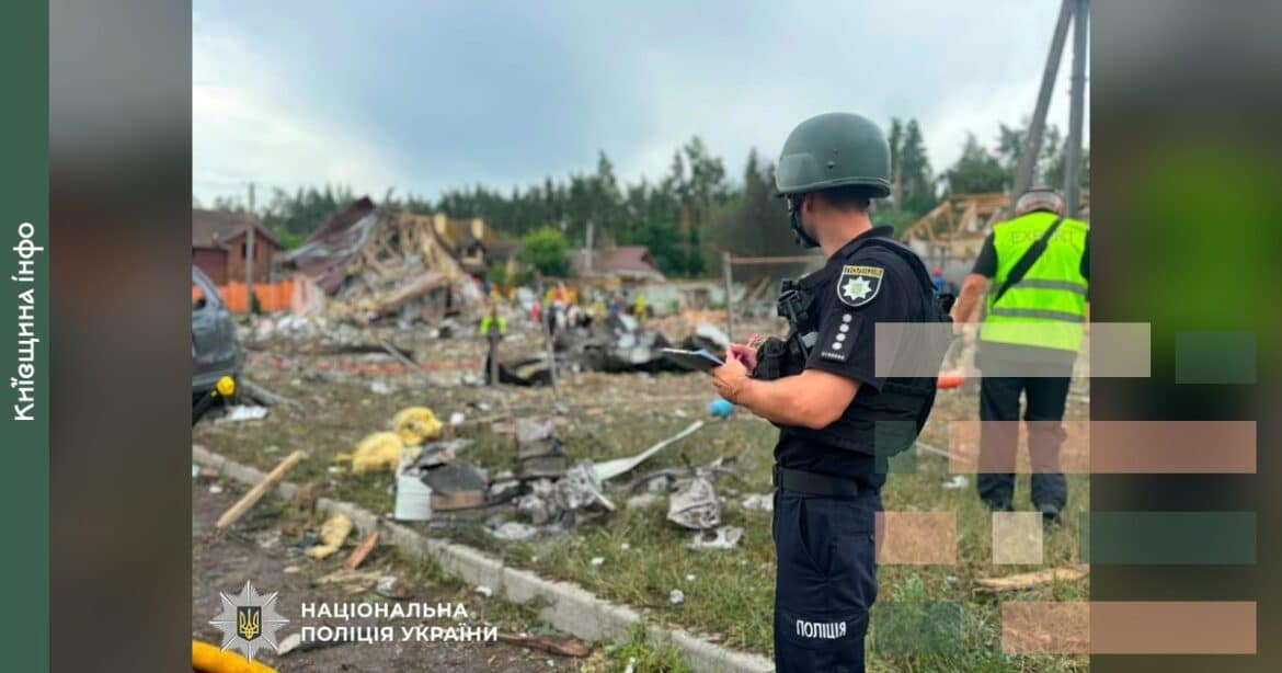 Ворожа атака на Бучанщині: 10загиблих, понад 70 постраждалих, десятки зруйнованих будинків
