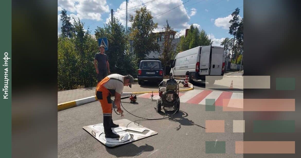 В Ірпені оновлюють розмітку паркувальних місць для людей з інвалідністю