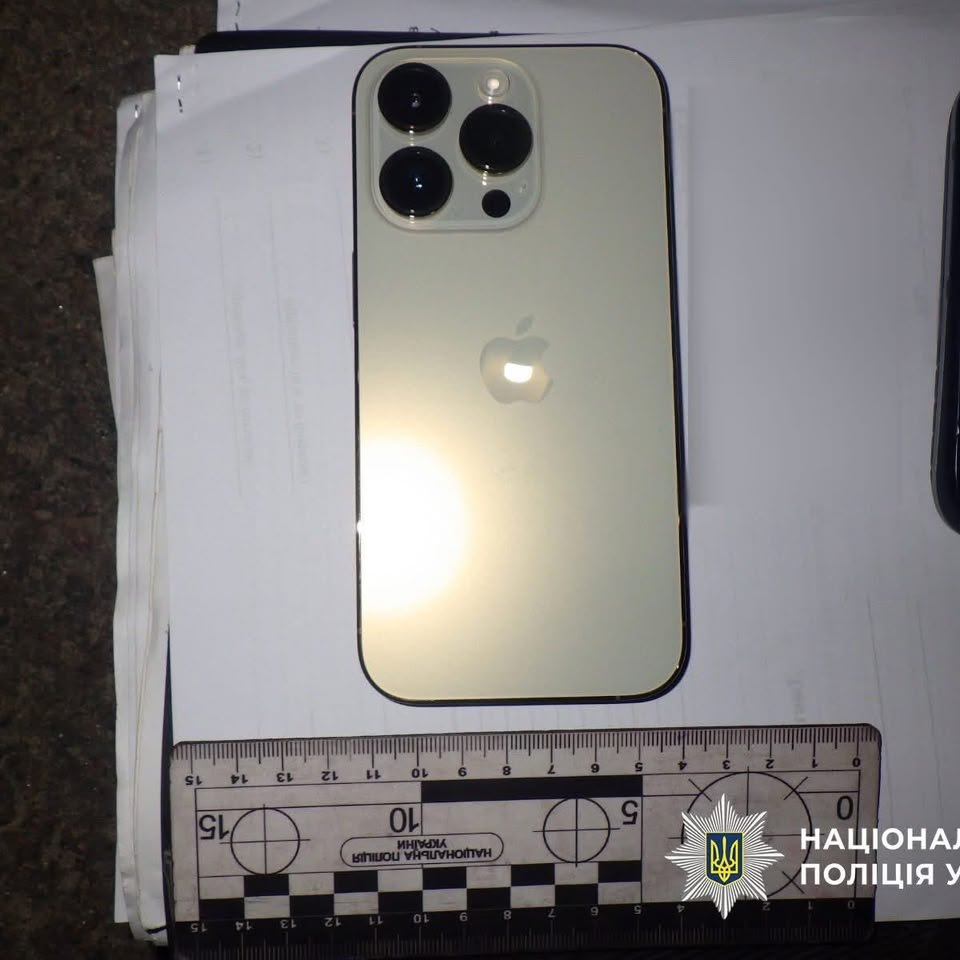 Киянку пограбували з ножем на зупинці, зловмисники отримали до 9,5 років в’язниці — фото 5