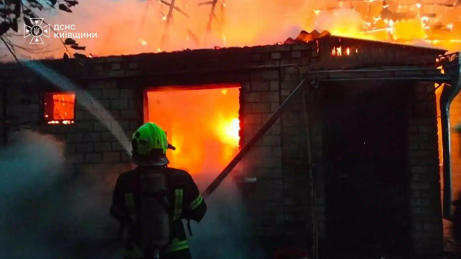 У Білоцерківському районі під час пожежі в житловому будинку загинула людина