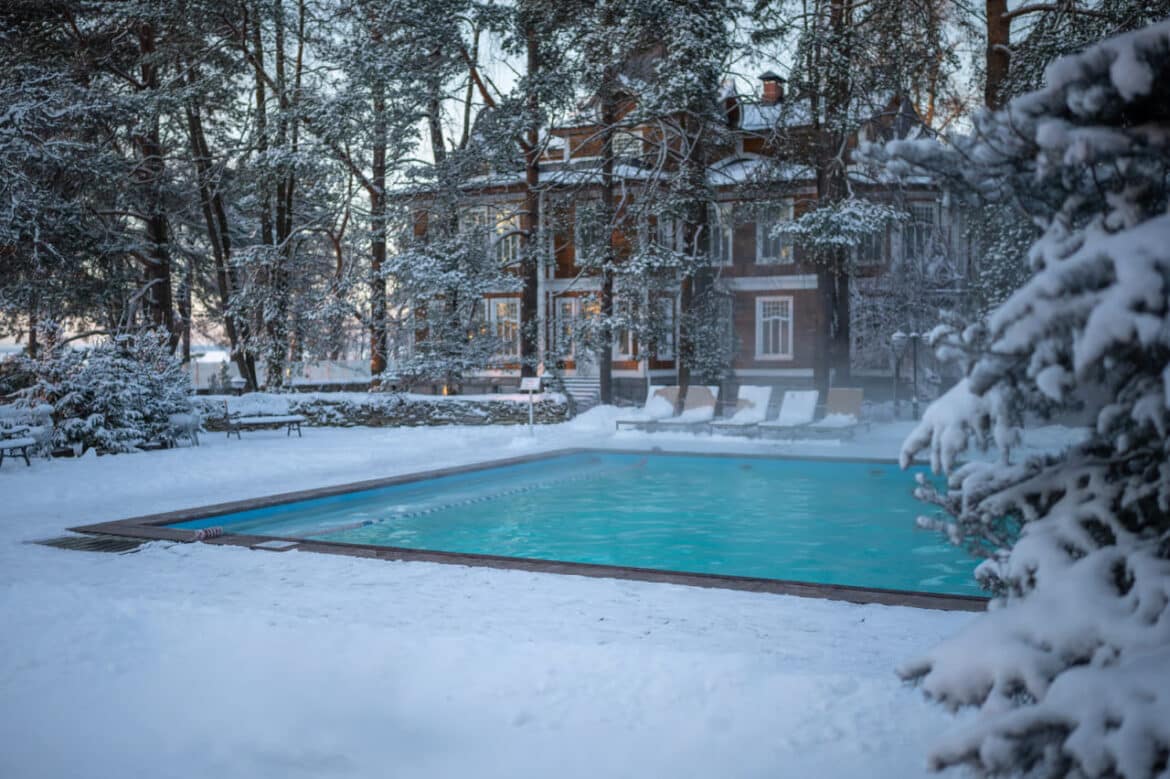 Зимові SPA та термальні комплекси поруч з Києвом: де розслабитися у холодну пору